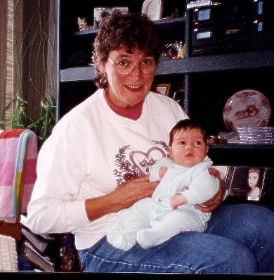 Joan+Hilary.jpg (33723 bytes)